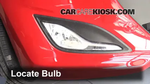 2013 Hyundai Elantra GT 1.8L 4 Cyl. Hatchback (4 Door) Éclairage Feu antibrouillard (remplacer l'ampoule)